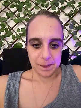 LadyChantale online show from 12.13.25