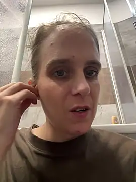 Snapshot of LadyChantale chatting on 02.16.26 LadyChantale online show from 02.16.26