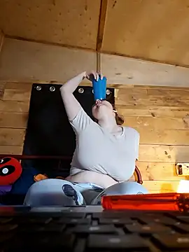 Snowbunnycake 131 online show from 12.03.24