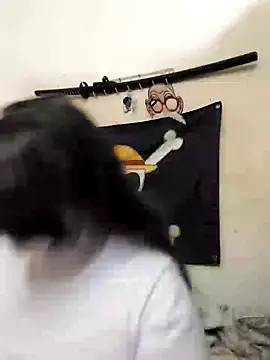 Snowbunnycake 131 online show from 12.26.24