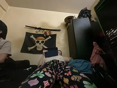 Snapshot of Snowbunnycake_131 chatting on 01.19.26 Snowbunnycake 131 online show from 01.19.26