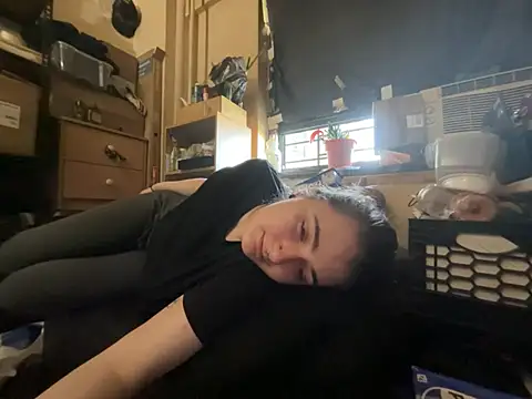 Snowbunnycake 131 online show from 06.15.26