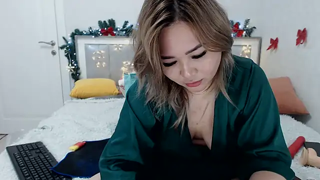 viki lizzi online show from 01.15.25
