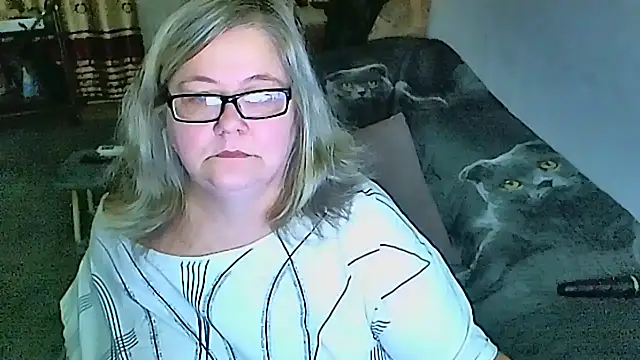 sex2 online show from 10.23.25