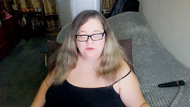 Snapshot of sex2 chatting on 06.29.26 sex2 online show from 06.29.26