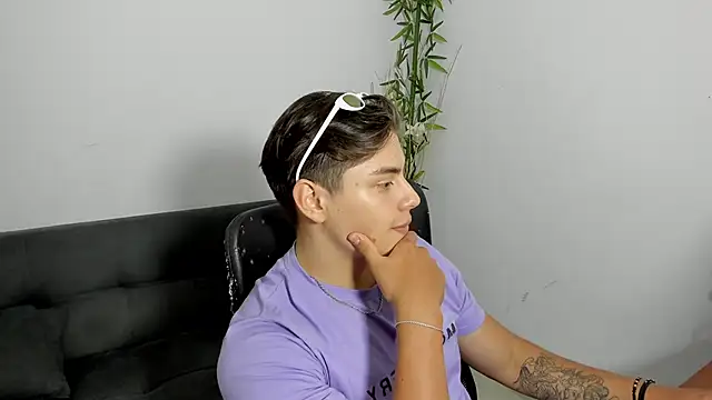 Snapshot of Giordano_Russo chatting on 03.09.25 Giordano Russo online show from 03.09.25