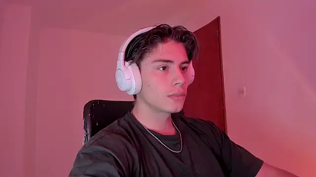 Giordano Russo online show from 10.10.25