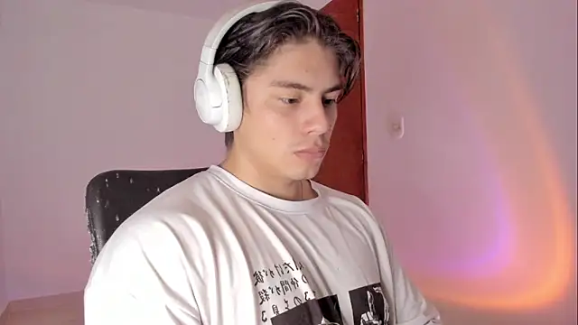 Giordano Russo online show from 04.07.26