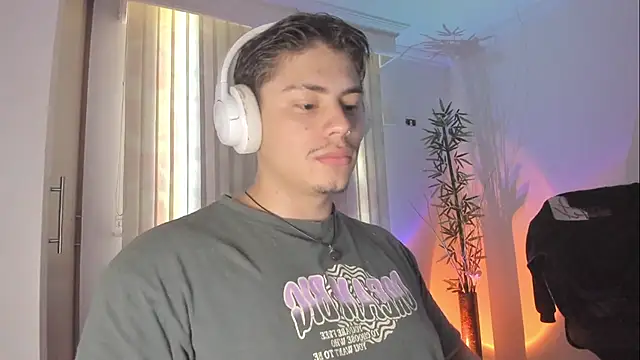 Giordano Russo online show from 07.28.26
