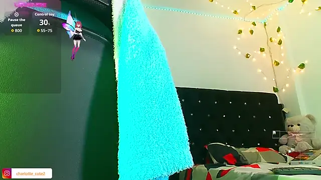 cute charlotte  online show from 09.23.25