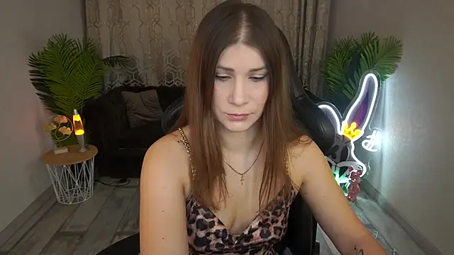 CassandraGood online show from 12.21.25