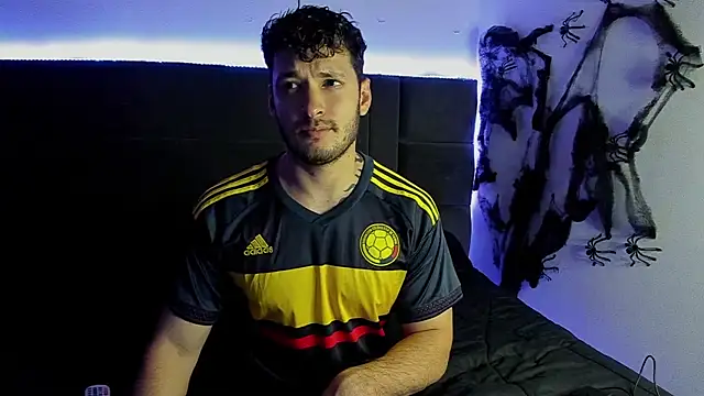 alejandro  2 online show from 11.04.25