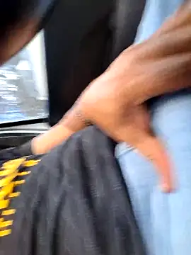 Snapshot of Eumanzor chatting on 02.20.26 Eumanzor online show from 02.20.26