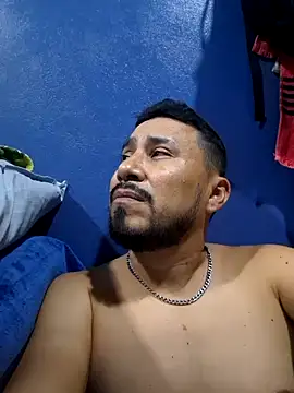 Snapshot of Eumanzor chatting on 02.23.26 Eumanzor online show from 02.23.26