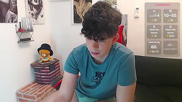 Oliverboy- online show from 06.15.26