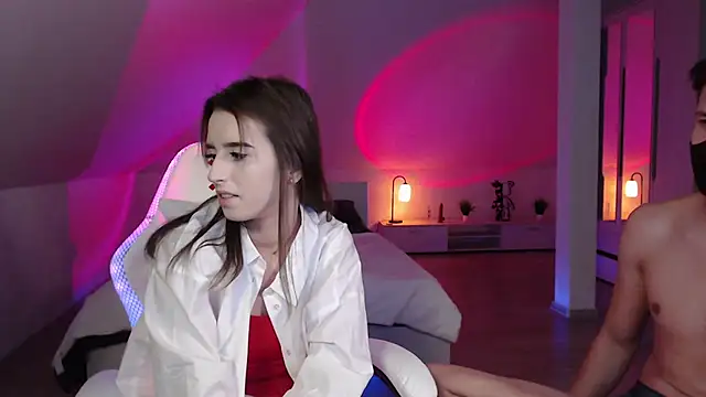 Snapshot of -Yummybabes- chatting on 12.04.24 -Yummybabes- online show from 12.04.24