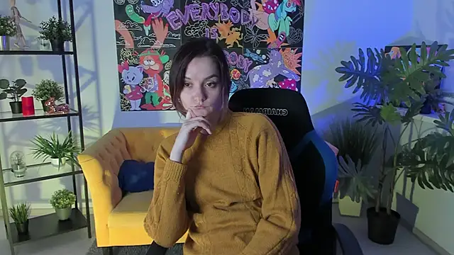 Snapshot of SamantaLong chatting on 12.04.24 SamantaLong online show from 12.04.24