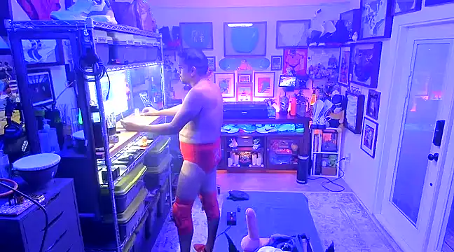 Snapshot of Briefs_bud chatting on 12.11.24 Briefs bud online show from 12.11.24