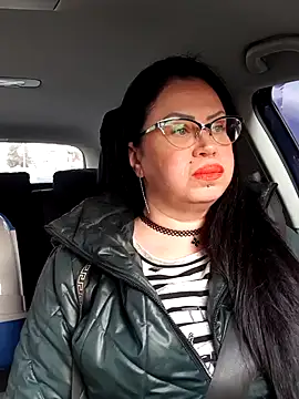 x  KHALEESI  x online show from 02.07.25