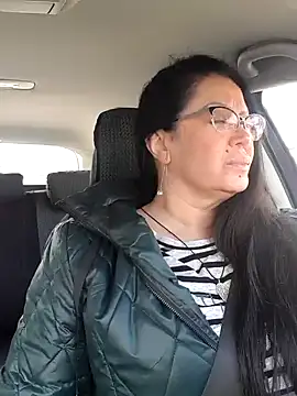 x  KHALEESI  x online show from 02.21.25