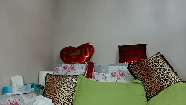 x  KHALEESI  x online show from 03.12.25