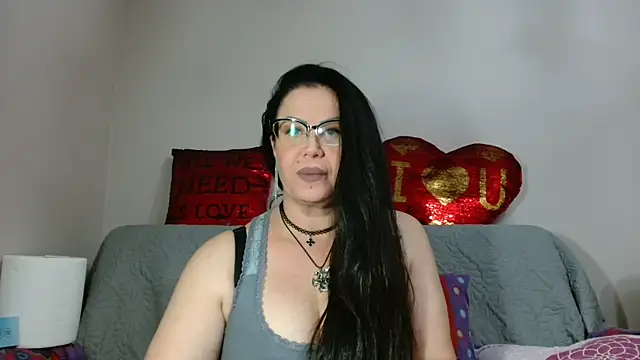 x  KHALEESI  x online show from 09.21.25