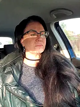 x  KHALEESI  x online show from 10.17.25