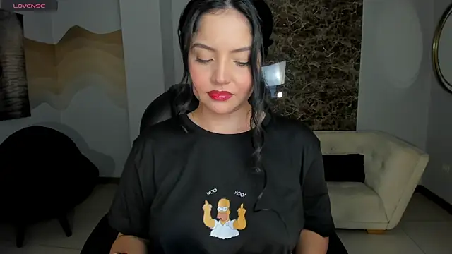 Snapshot of NinaMichelle chatting on 07.01.26 NinaMichelle online show from 07.01.26