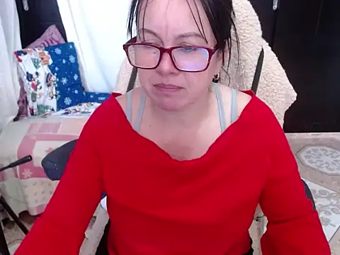 Sonialorens  online show from 12.20.24