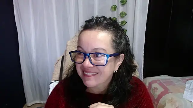Sonialorens  online show from 01.14.25