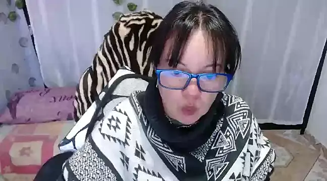 Sonialorens  online show from 01.22.25