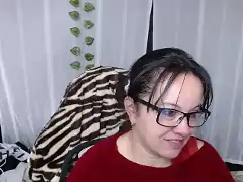 Sonialorens  online show from 02.10.25