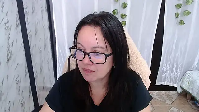 Sonialorens  online show from 03.01.25