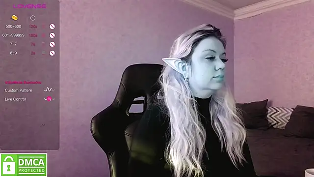 Snapshot of elven_dreams_ chatting on 02.28.25 elven dreams online show from 02.28.25