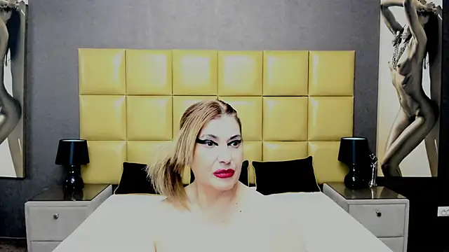 KiraLeila online show from 02.05.25