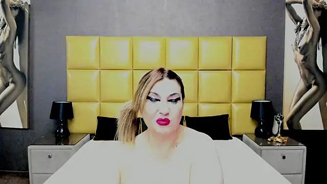 KiraLeila online show from 02.20.25