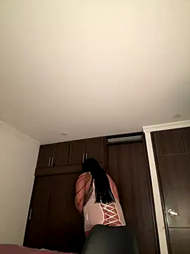 IamSashaLuv online show from 12.08.24