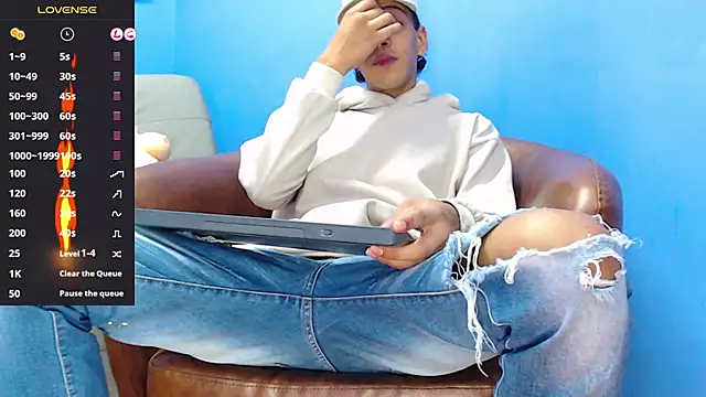 Robert Kingg online show from 10.27.25