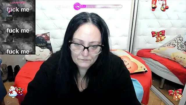 Snapshot of lady_lauren chatting on 02.11.25 lady lauren online show from 02.11.25