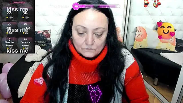 Snapshot of lady_lauren chatting on 02.17.25 lady lauren online show from 02.17.25