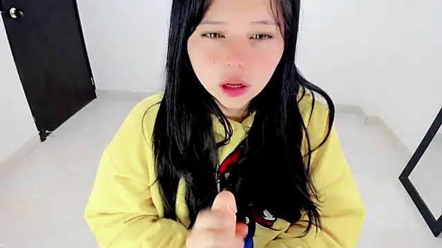 ariakyubi online show from 12.22.24