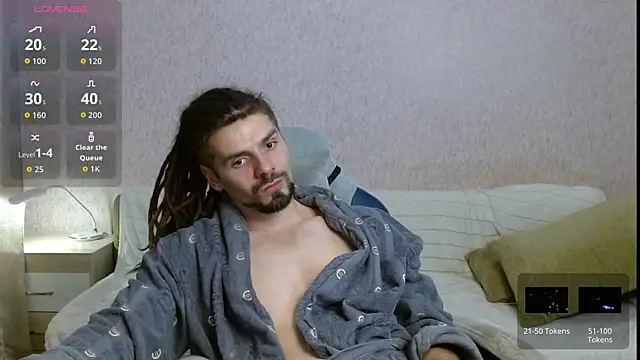 Snapshot of Aestheticguy101 chatting on 10.16.25 Aestheticguy101 online show from 10.16.25