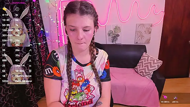 MillySandlerr online show from 12.21.25