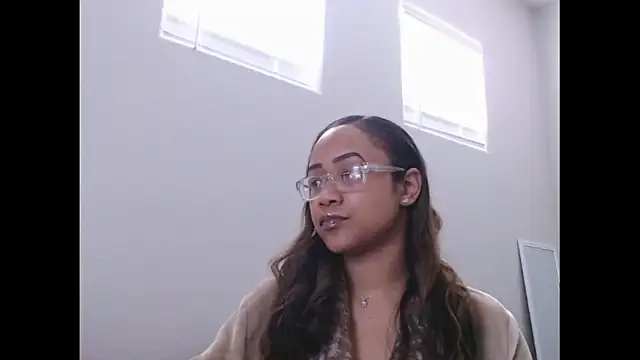 RylHoneyy online show from 03.11.26