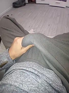 QuietBoy online show from 11.05.25