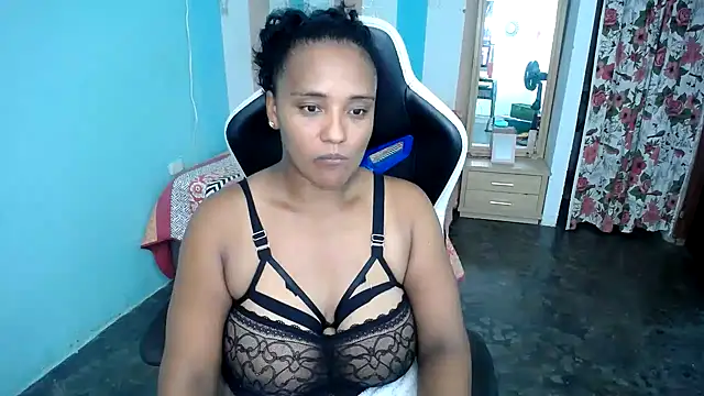 marysol83 online show from 10.11.25