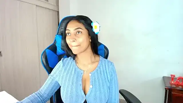 sophiax-x online show from 11.20.25