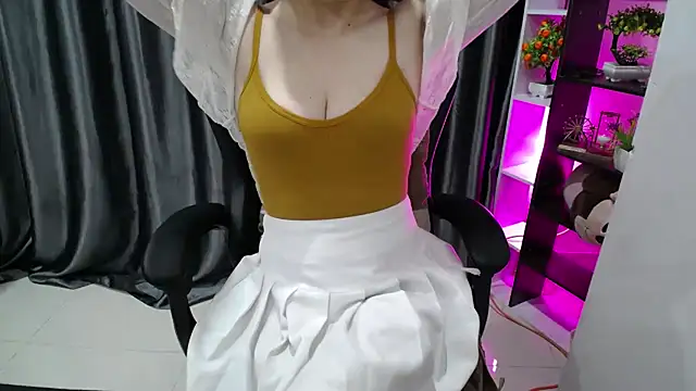Yuki-yio online show from 02.07.25