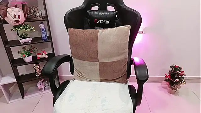 Yuki-yio online show from 03.13.26