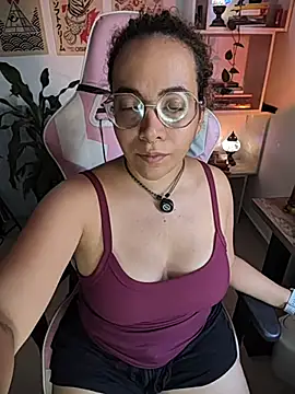Snapshot of Emma_Wish chatting on 06.27.26 Emma Wish online show from 06.27.26